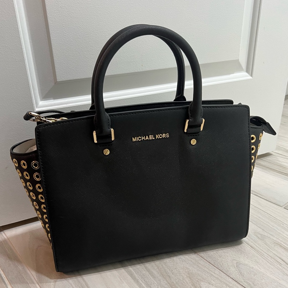 MICHAEL KORS SELMA GROMMET Satchel Handbag